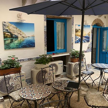 Cortile Azzurro Hotel Trapani Bagian luar foto